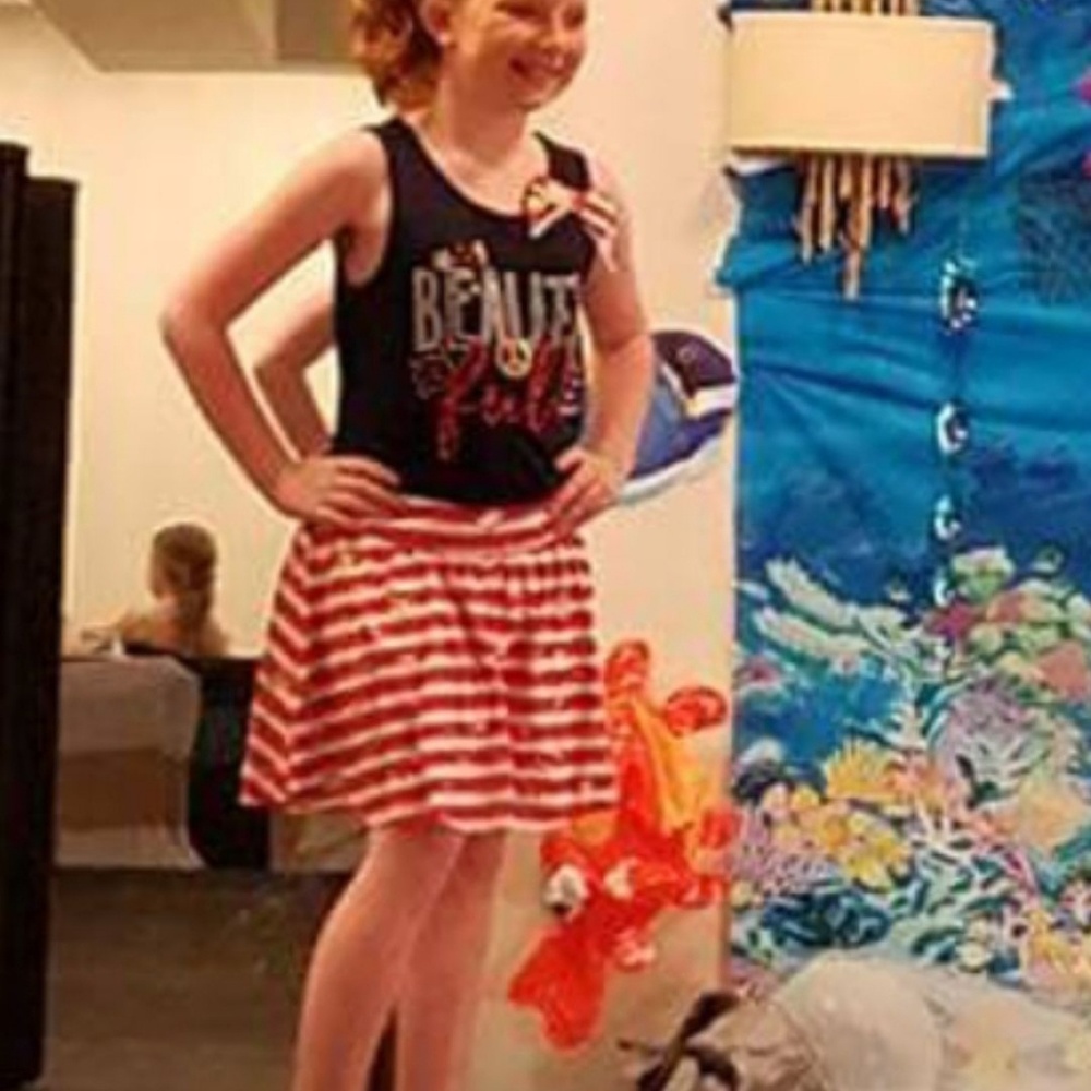 Red/white/blue outfit